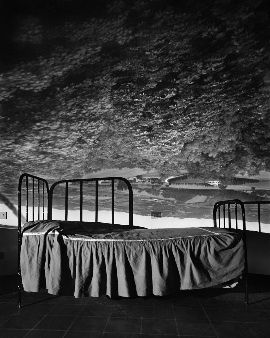 «Умбрийский пейзаж над кроватью», 2000