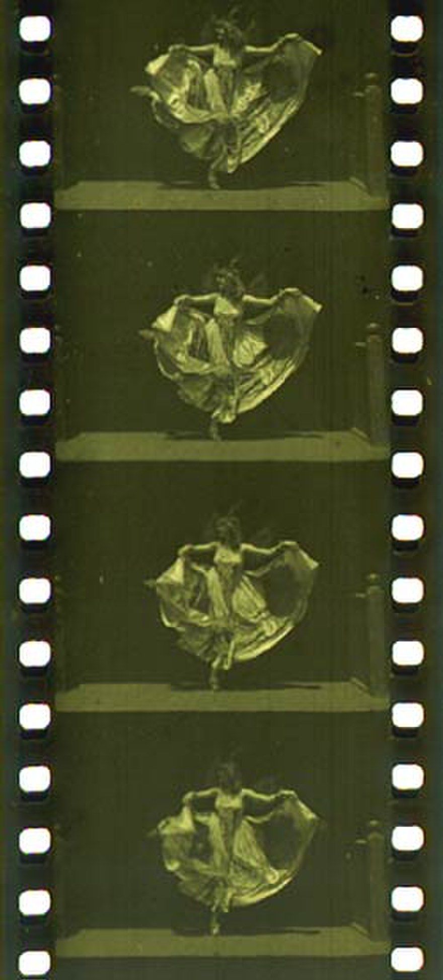 35-мм фильм производства Эдисона «Танец бабочек», ок. 1894–1895