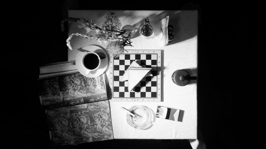 coffee & cigarettes, М. Токтуева