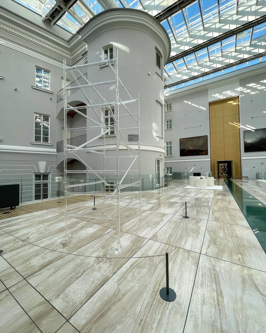 Выставка «Glasstress. Окно в будущее». Кураторы: Дмитрий Озерков, Елисей Захаренков и Ольга Кожура