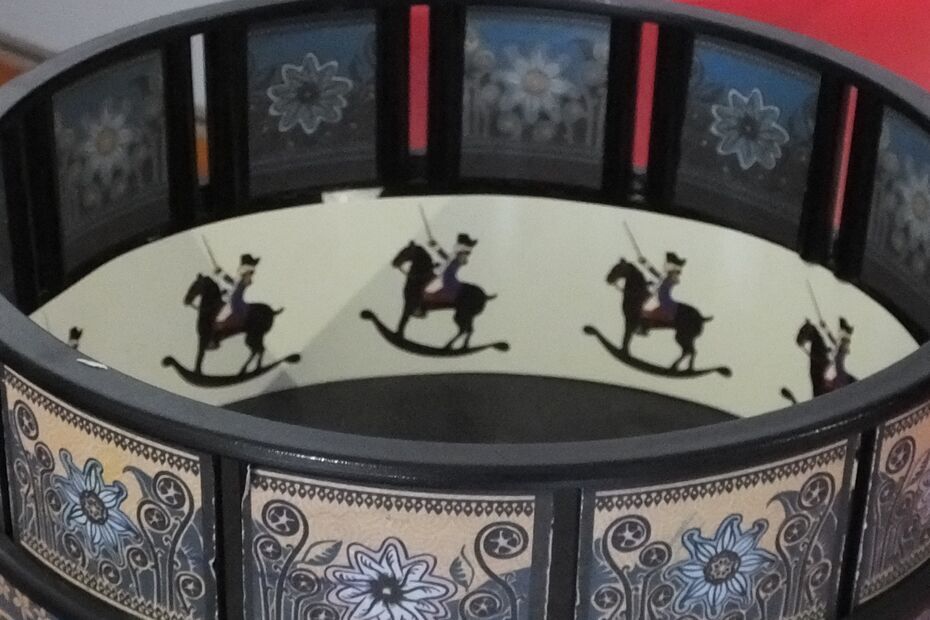 Мастер-класс «Создание оптической игрушки — зоотропа»